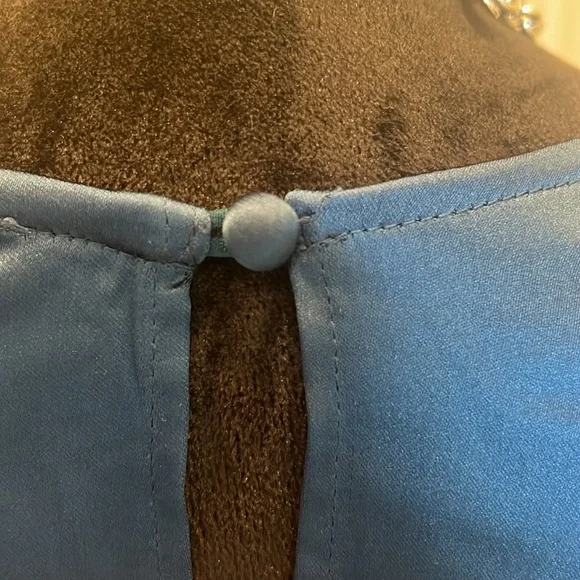 Petal & pup satin balloon sleeve faux wrap mini dress Sz 2 nwot - Picture 9 of 16